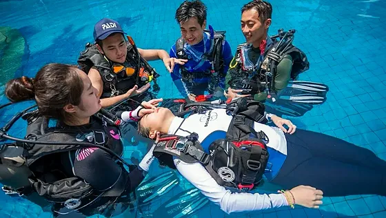 Kurs PADI Rescue Diver w Marsa Alam – bezpieczeństwo i rozwój - zdjęcie 5